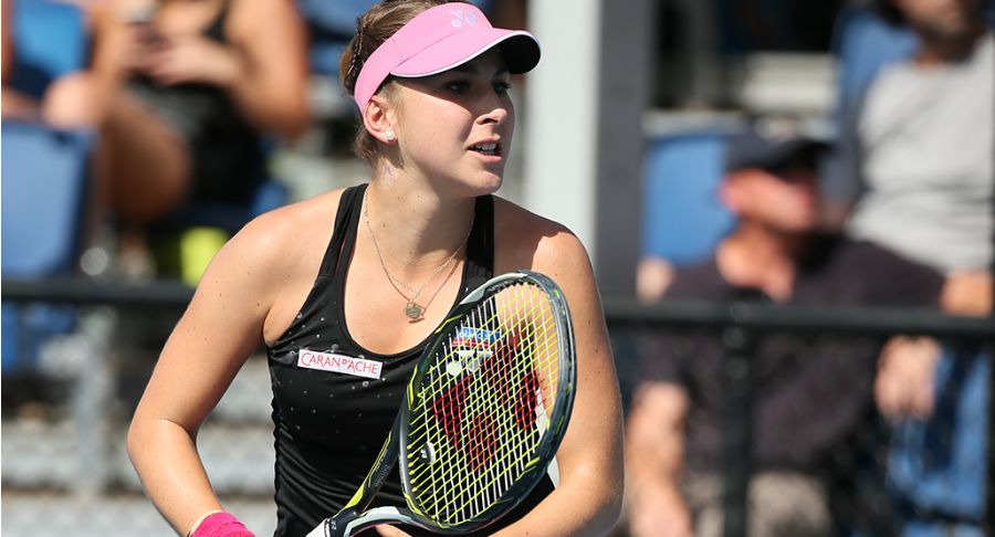 足球市场中 足球市场中