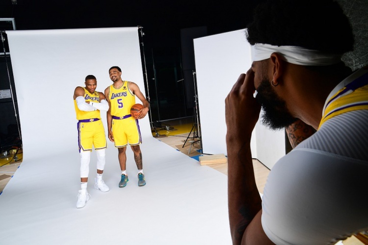 更鲜活的模 更鲜活的模