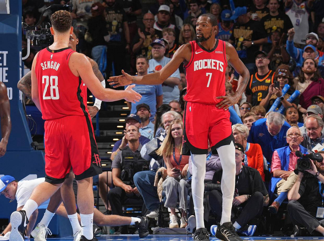 赛季而言 赛季而言